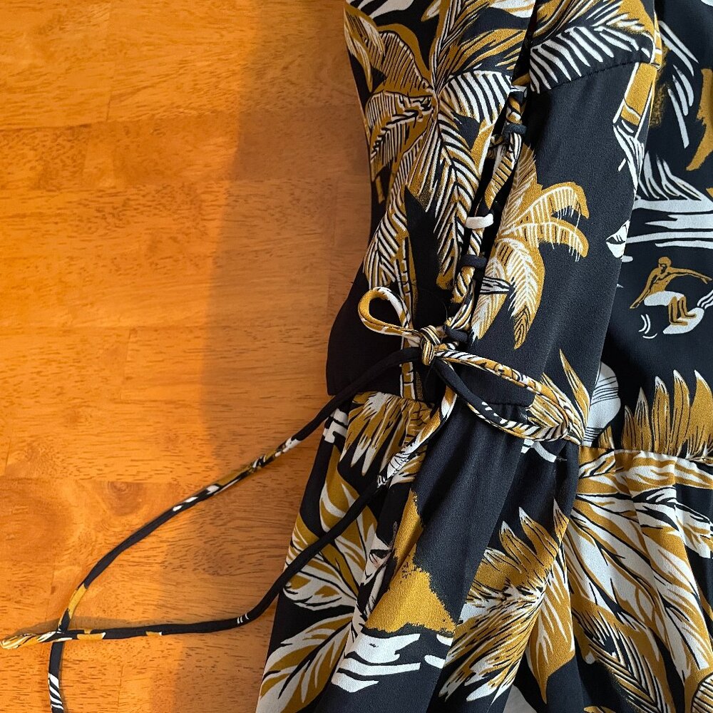 NWOT Size 14 H&M black white and golden yellow Hawaiian-print dress - Picture 7 of 15